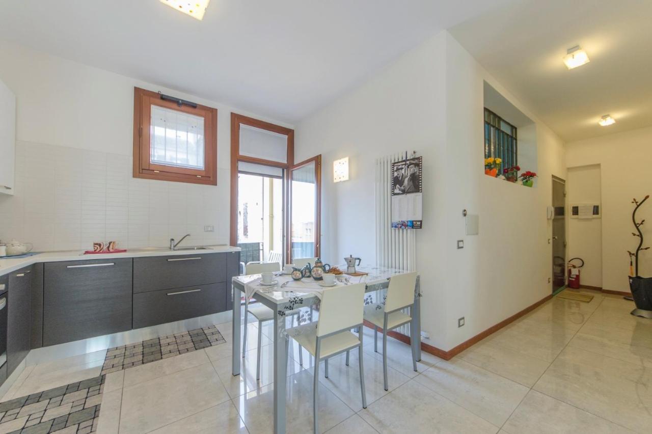 Residenza Leon D'Oro Apartment Veneţia Exterior foto